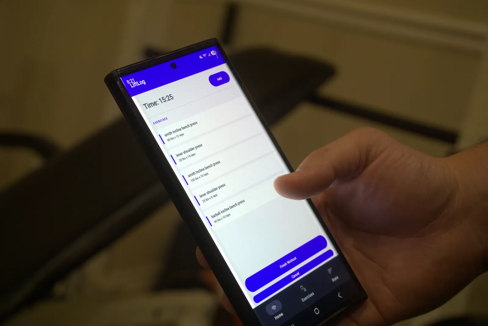 LiftLog home screen listing previous workouts